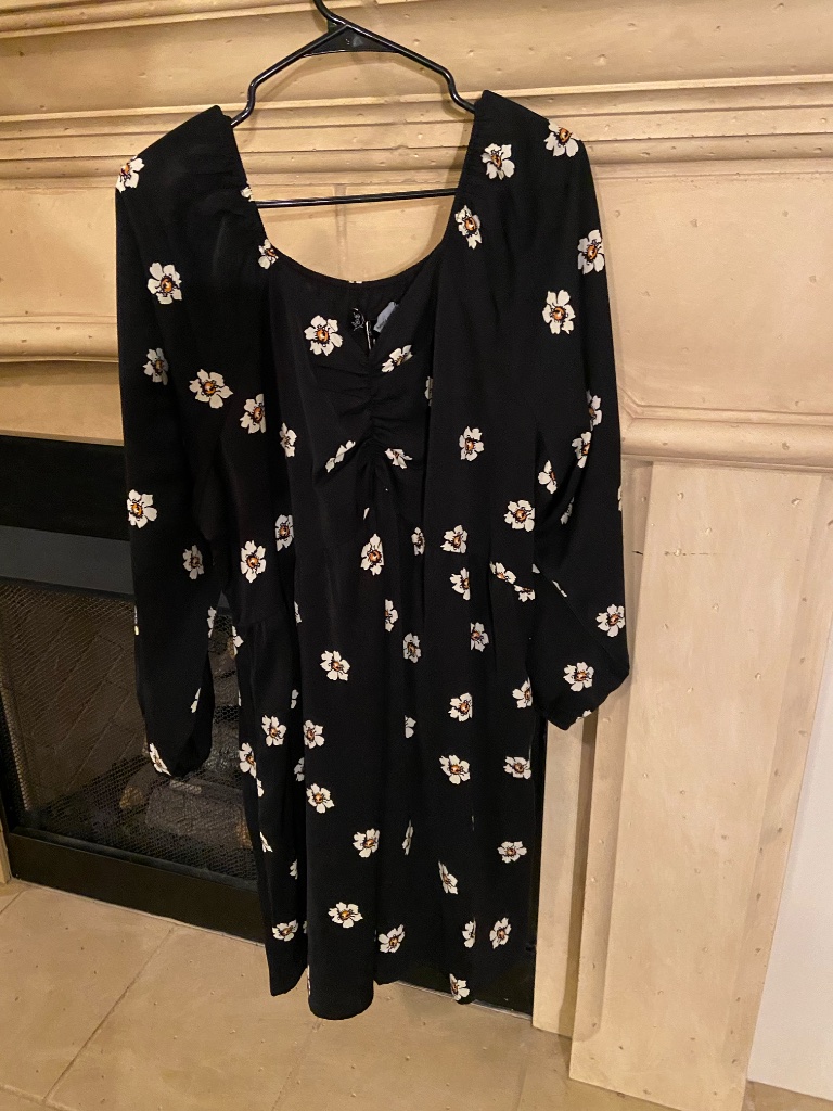 Piper & Scoot: The Gwenevere Floral Detail Dress In Black - 2xl — image 3 of 8